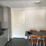 Apartment Face