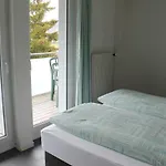 Face 3* Davos